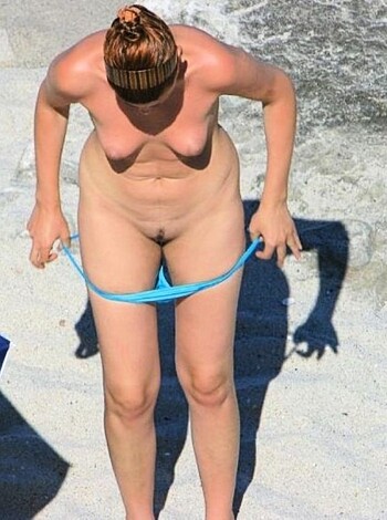 Beach Voyeur - 56 - Changing on the Beach - Photo 2