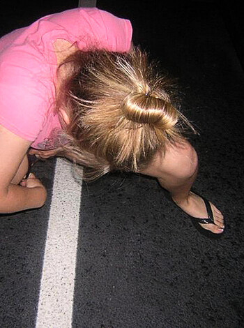 Pissing girls - Photo 27