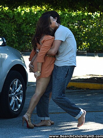 Kourtney Kardashian Ass Grab - Celebrity - Photo 4