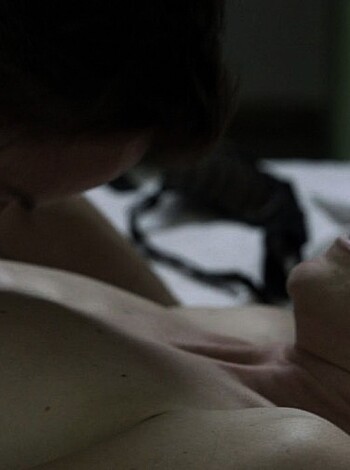 Marta Dusseldorp nude - Jack Irish: Bad Debts - celebrity - Photo 4