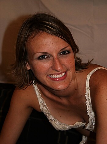 Horny Amateur Girlfriend 5 - Photo 61
