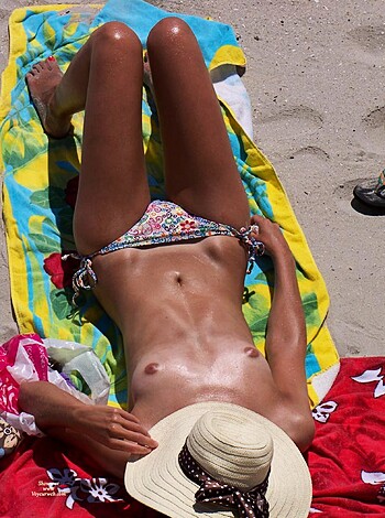 Nudist beach 66 - Photo 33