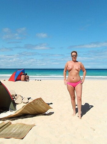 Nudist beach 66 - Photo 35