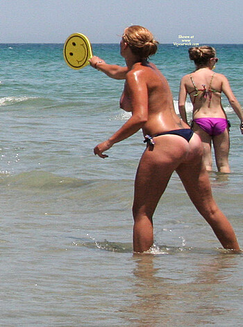 Nudist beach 66 - Photo 48