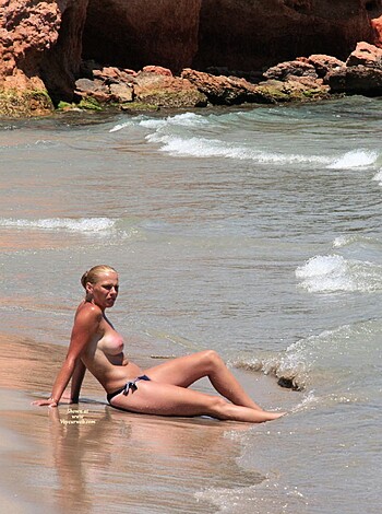 Nudist beach 66 - Photo 49