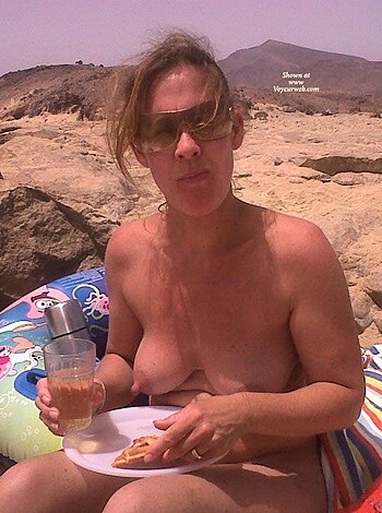 Nudist beach 68 - Photo 5