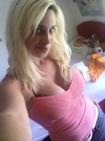 Tamara busty Slovenian teen - Photo 6
