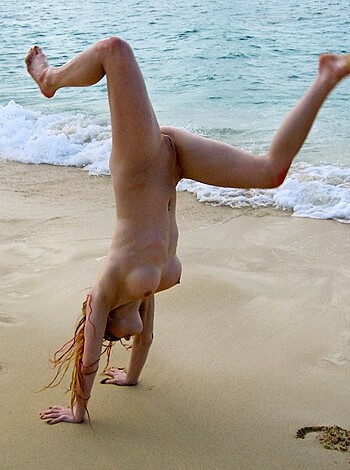 Nudist beach 82 - Photo 19