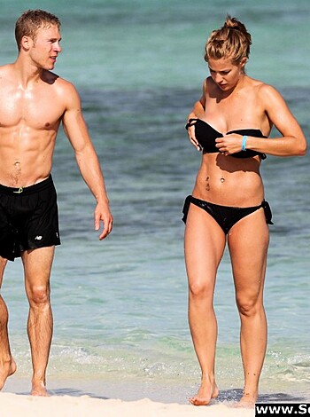 Gemma Atkinson - Bikini Candids in Aruba - celebrity - Photo 6