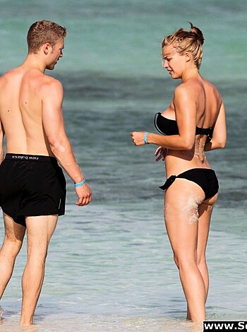 Gemma Atkinson - Bikini Candids in Aruba - celebrity - Photo 21