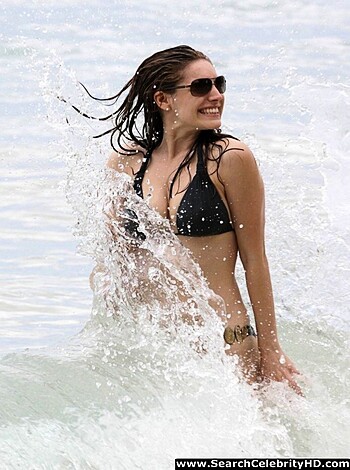 Kelly Brook won the bikini contest - celebrity - Photo 5