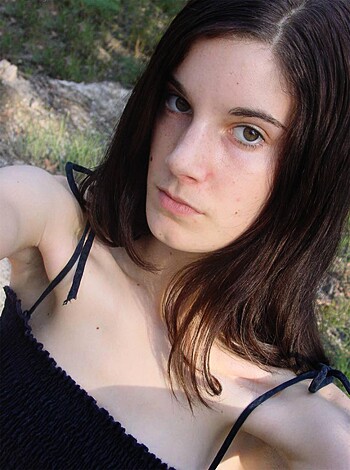 Horny Amateur Teen 12 - Photo 5