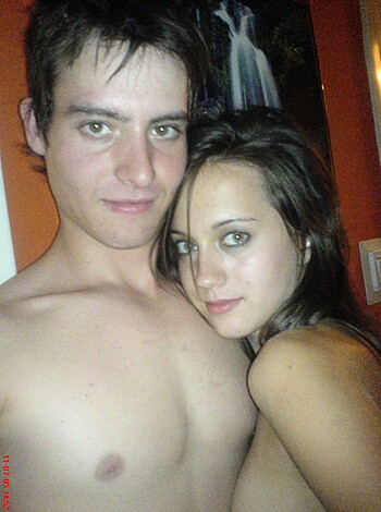 Hot Teenage Couple 23 - Photo 5