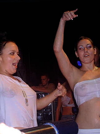 Nightclub Tarts - Photo 13