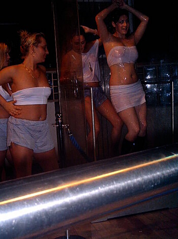 Nightclub Tarts - Photo 28