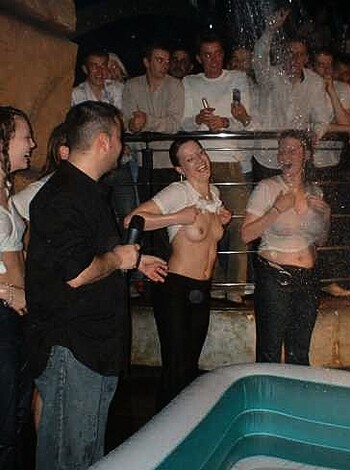 Nightclub Tarts - Photo 93