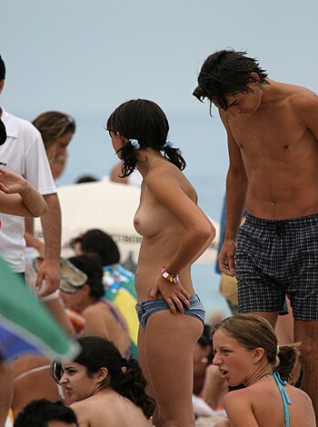 Amateur girls on beach 23 - Photo 1