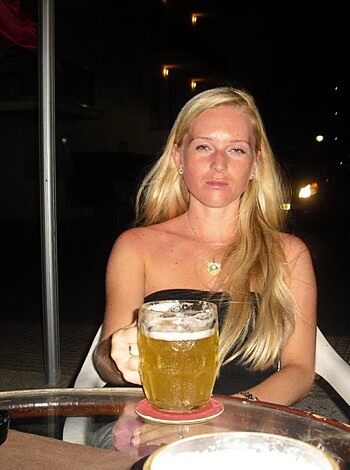 Nice blonde hot vacation beach pix - Photo 145