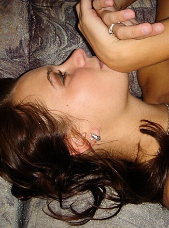 Vulgar description: A nude bitch is fingering herself.