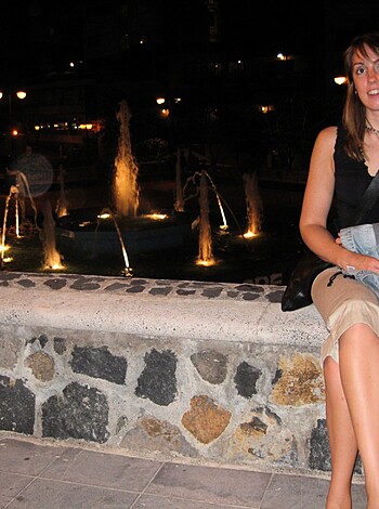 Young couple from England - Photo 26