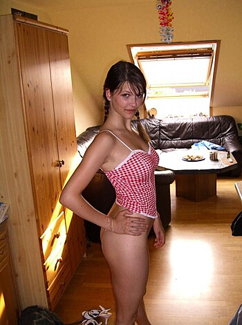 Sexy Amateur Teen Babe 14 - Photo 26