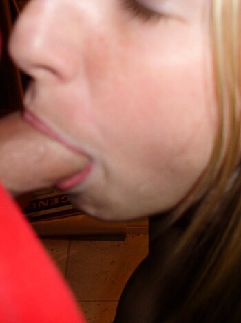 Horny Amateur Blonde 40 - Photo 17