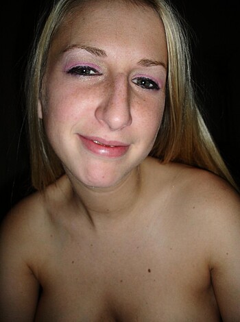 Horny Amateur Blonde 40 - Photo 100
