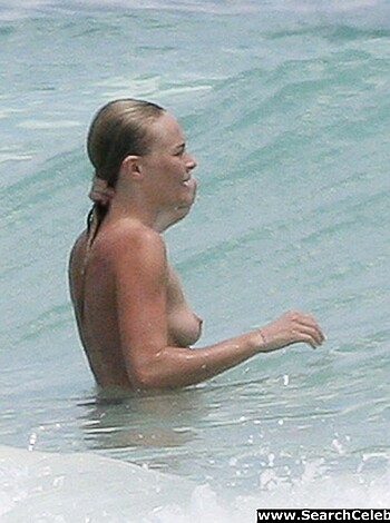 Kate Bosworth – Topless Bikini Candids in Cancun - celebrity - Photo 4