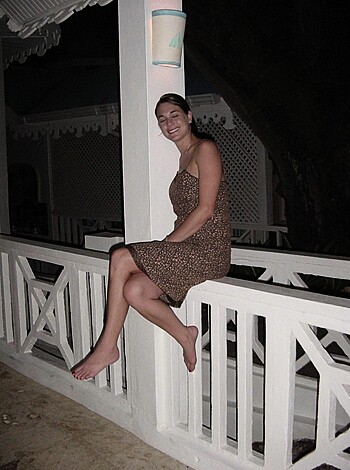 Horny Amateur Babe on Vacation 8 - Photo 14