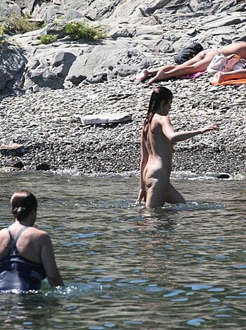 Amateur girls on beach 24 - Photo 1