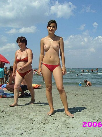 Amateur girls on beach 43 - Photo 1