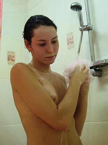 Sexy Teen Babe takes a Shower 30 - Photo 40