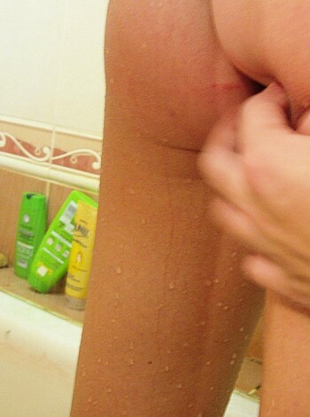 Sexy Teen Babe takes a Shower 30 - Photo 88