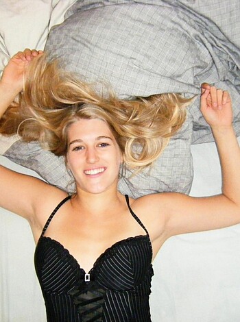Hot Amateur Babe 40 - Photo 33