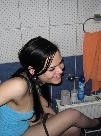 Hot Amateur Teen Fucks 32 - Photo 1