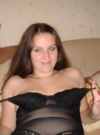 Teen Babe shows her Cunt 3 - Photo 43