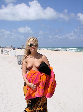 Hot Girlfriend on Vacation 5 - Photo 13