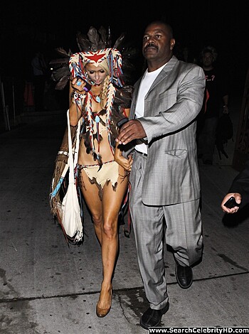 Paris Hilton – Halloween Party - celebrity - Photo 6