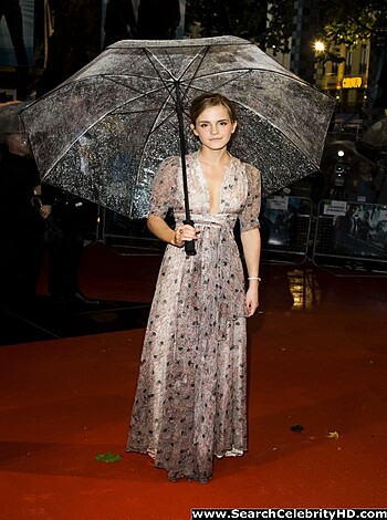 Emma Watson - Harry Potter and the Half-Blood Prince Premiere in London - celebrity - Photo 5
