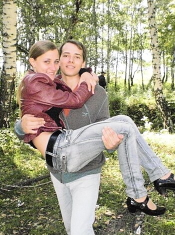Hot and Horny Teen Couple 11 - Photo 23