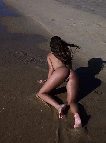 Hot Amateur Girlfriend 19 - Photo 55