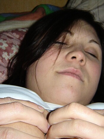 "This motherfuckin' bitch sleeps on her ass-backwards stomach, ya dumb fuck."