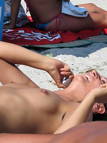 Babe on Vacation 13 - Photo 7