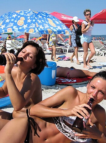 Babe on Vacation 13 - Photo 12
