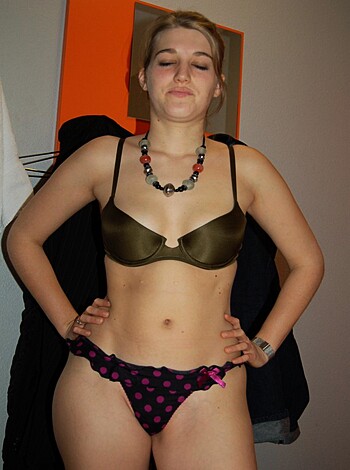 Horny Blonde Amateur Teen Babe 8 - Photo 62