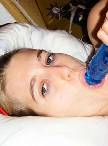 Horny Blonde Amateur Teen Babe 8 - Photo 105