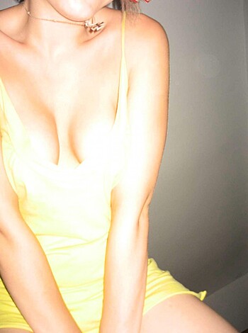 Sexy Teenage Hottie 2 - Photo 4