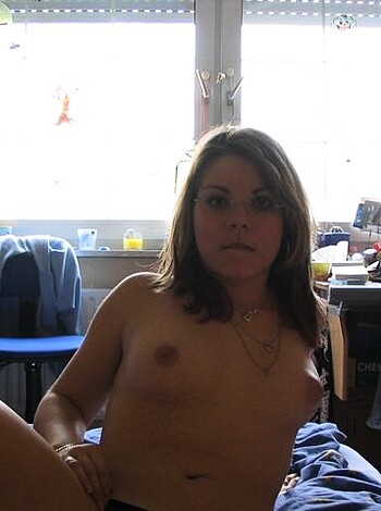 Nude Amateur - Photo 5