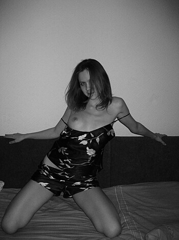 Horny Amarteur Teen Couple 8 - Photo 19