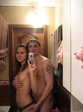 Horny Amarteur Teen Couple 8 - Photo 27
